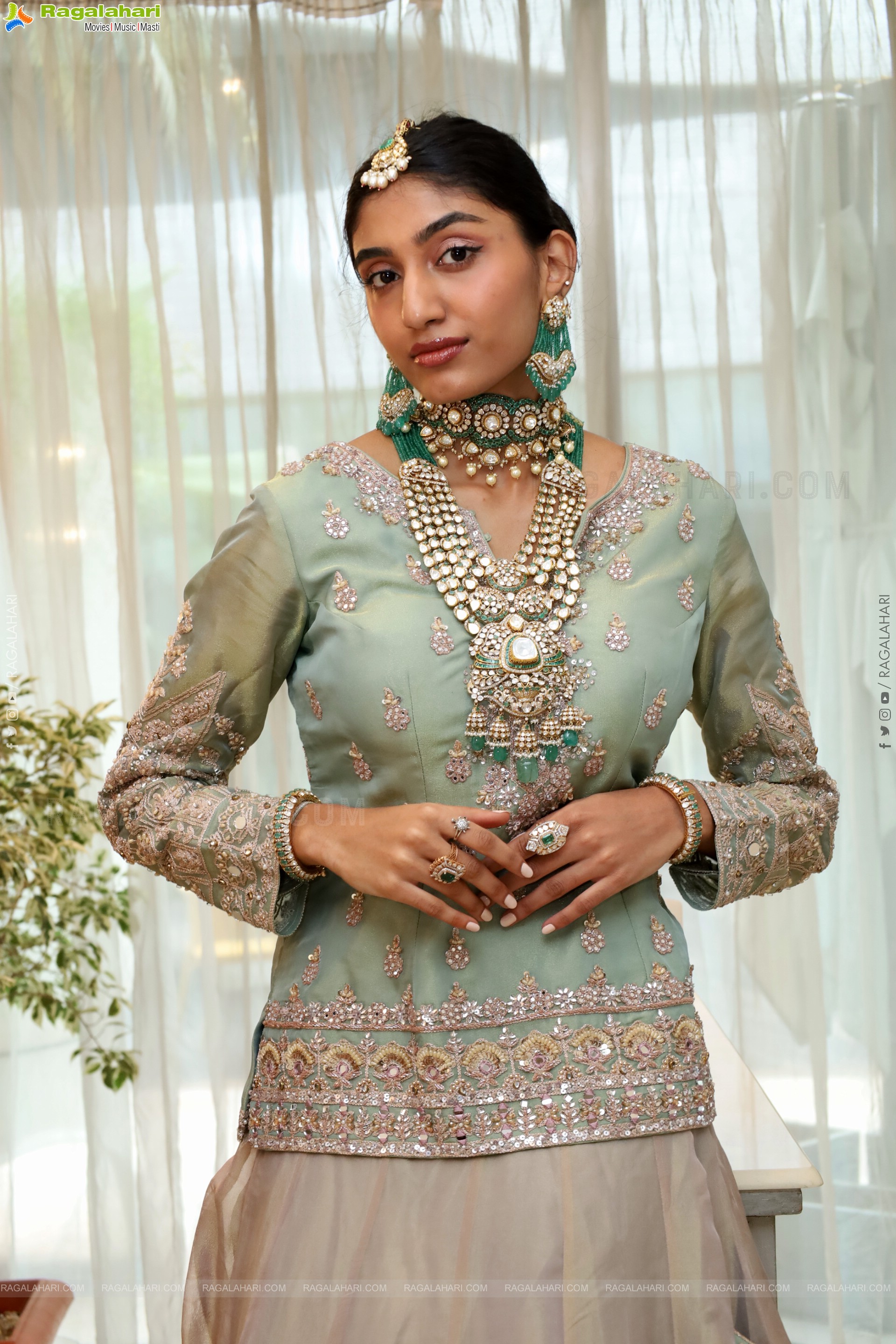 Aashrita Hotri Poses with Designer Jewellery, HD Gallery
