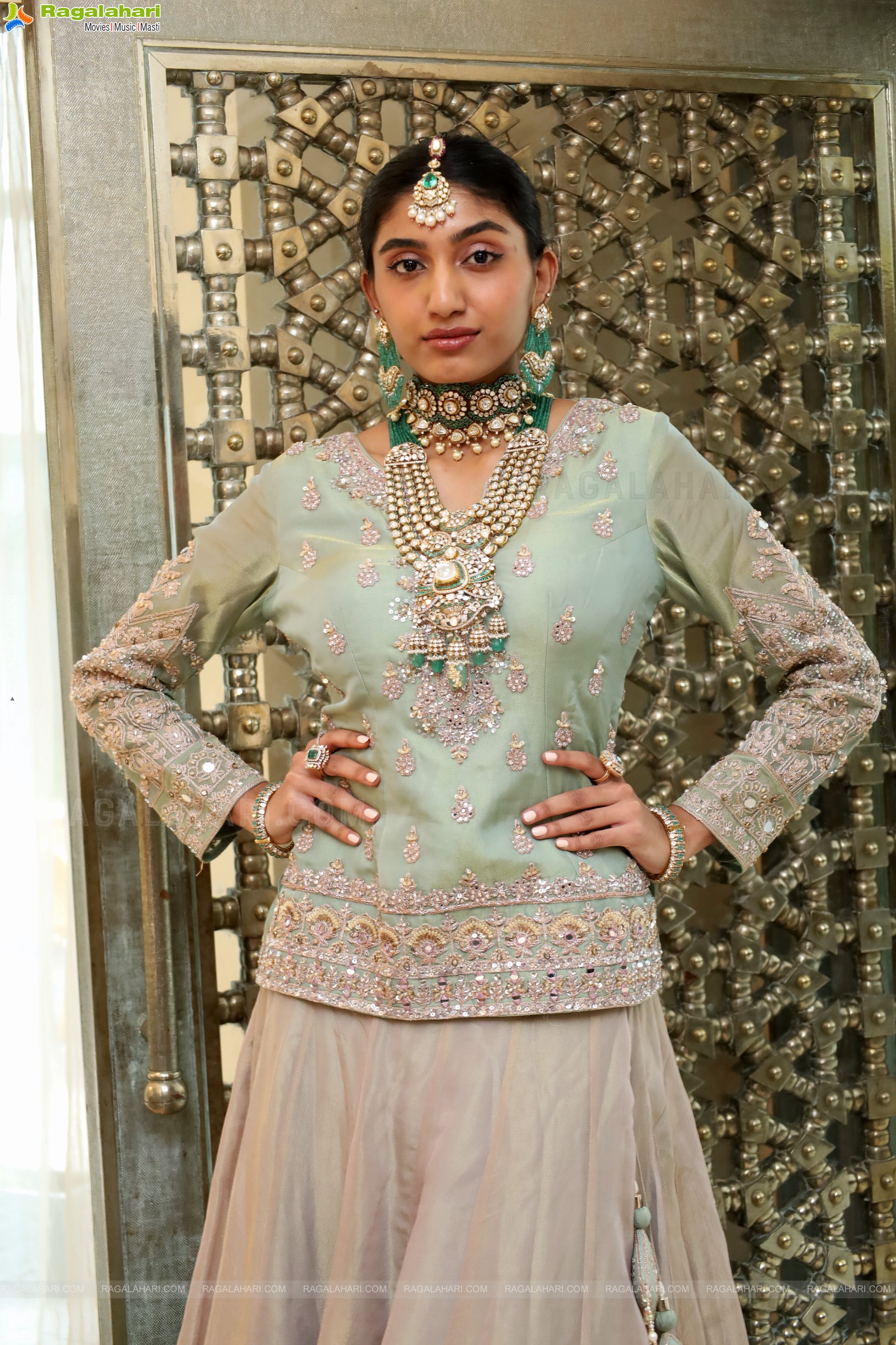 Aashrita Hotri Poses with Designer Jewellery, HD Gallery
