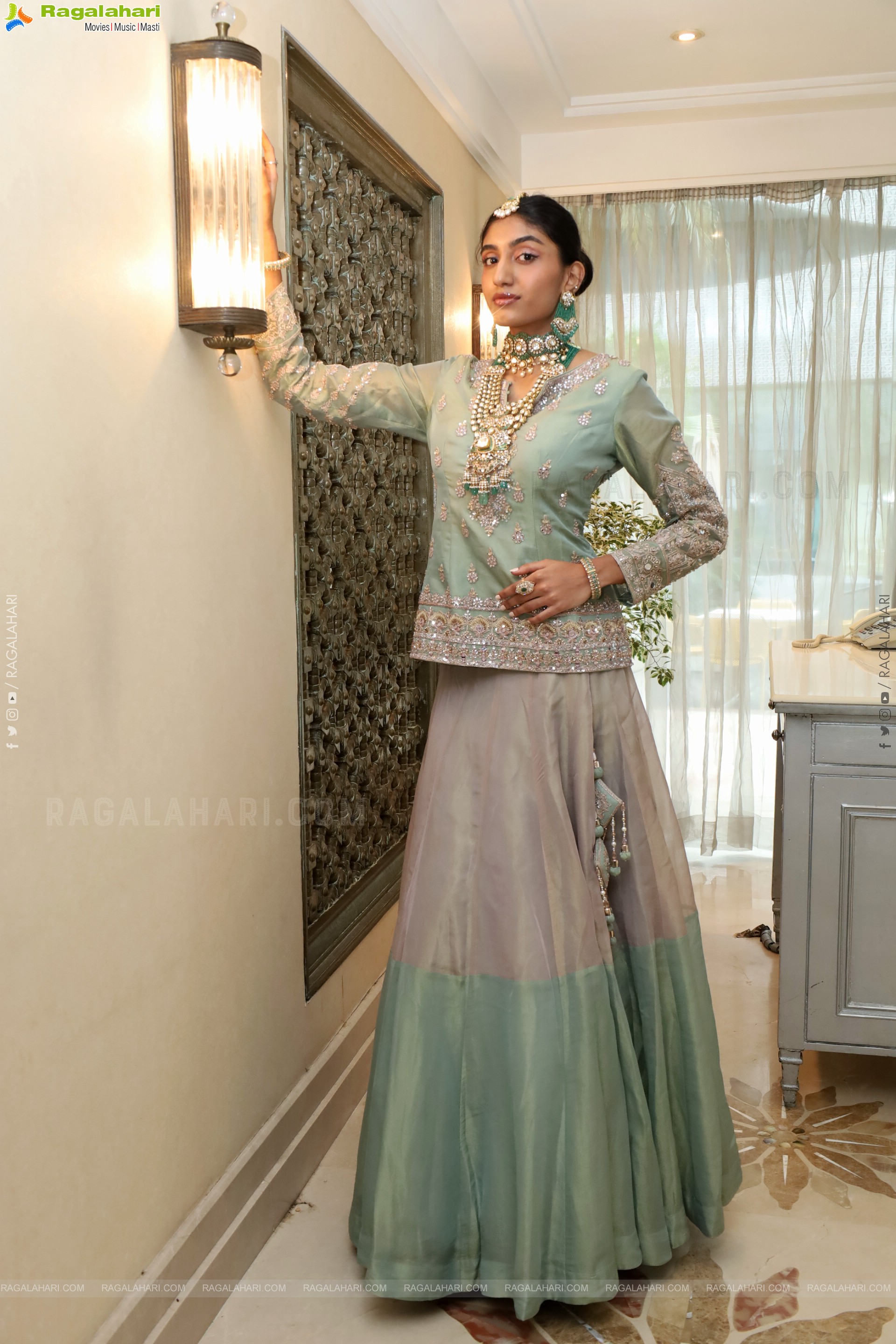 Aashrita Hotri Poses with Designer Jewellery, HD Gallery