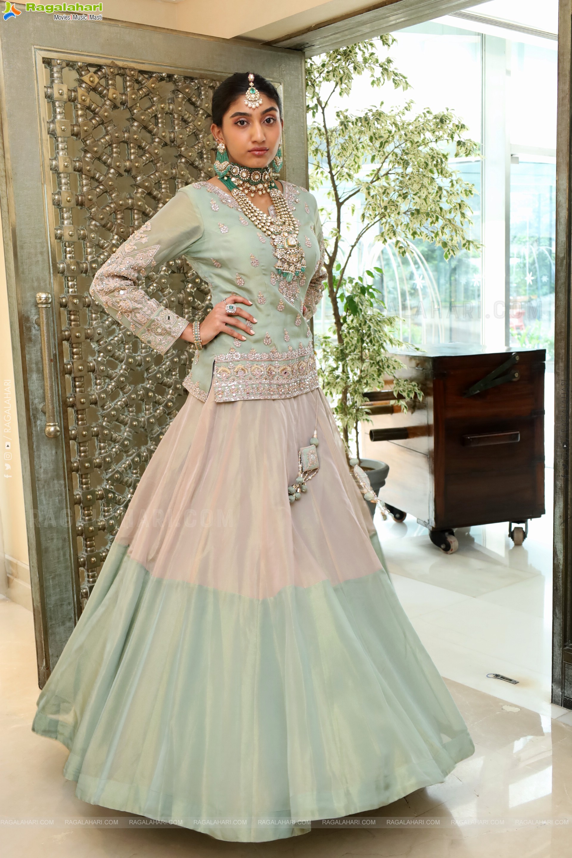 Aashrita Hotri Poses with Designer Jewellery, HD Gallery
