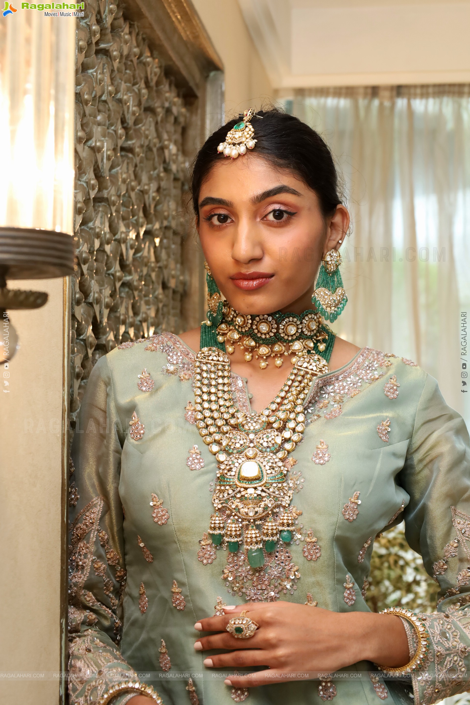 Aashrita Hotri Poses with Designer Jewellery, HD Gallery