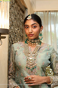 Aashrita Hotri Poses with Designer Jewellery, HD Gallery