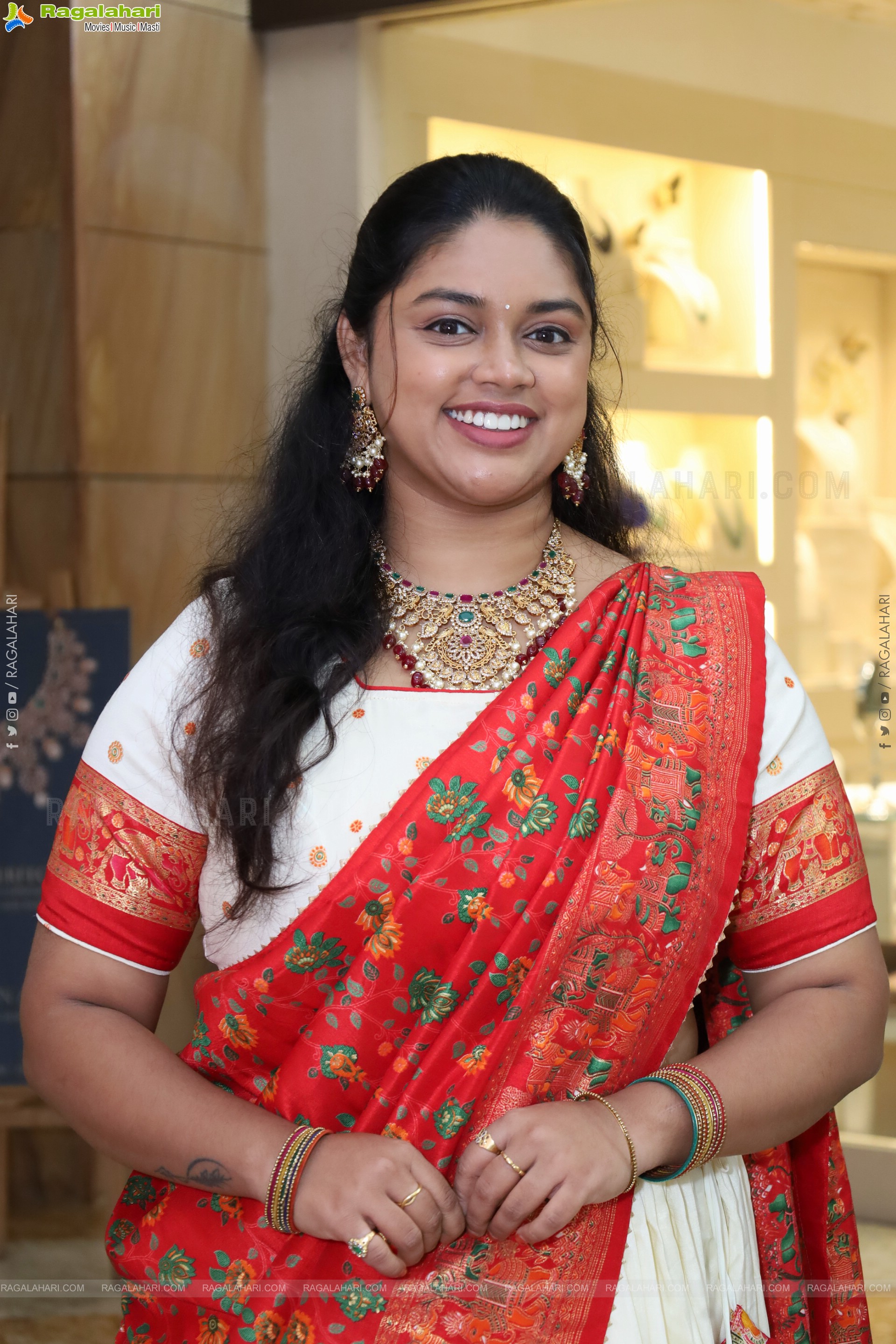 Aishwarya Rao at Hi Life Exhibition Launch, HD Gallery