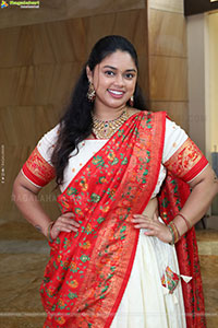 Aishwarya Rao at Hi Life Exhibition Launch, HD Gallery