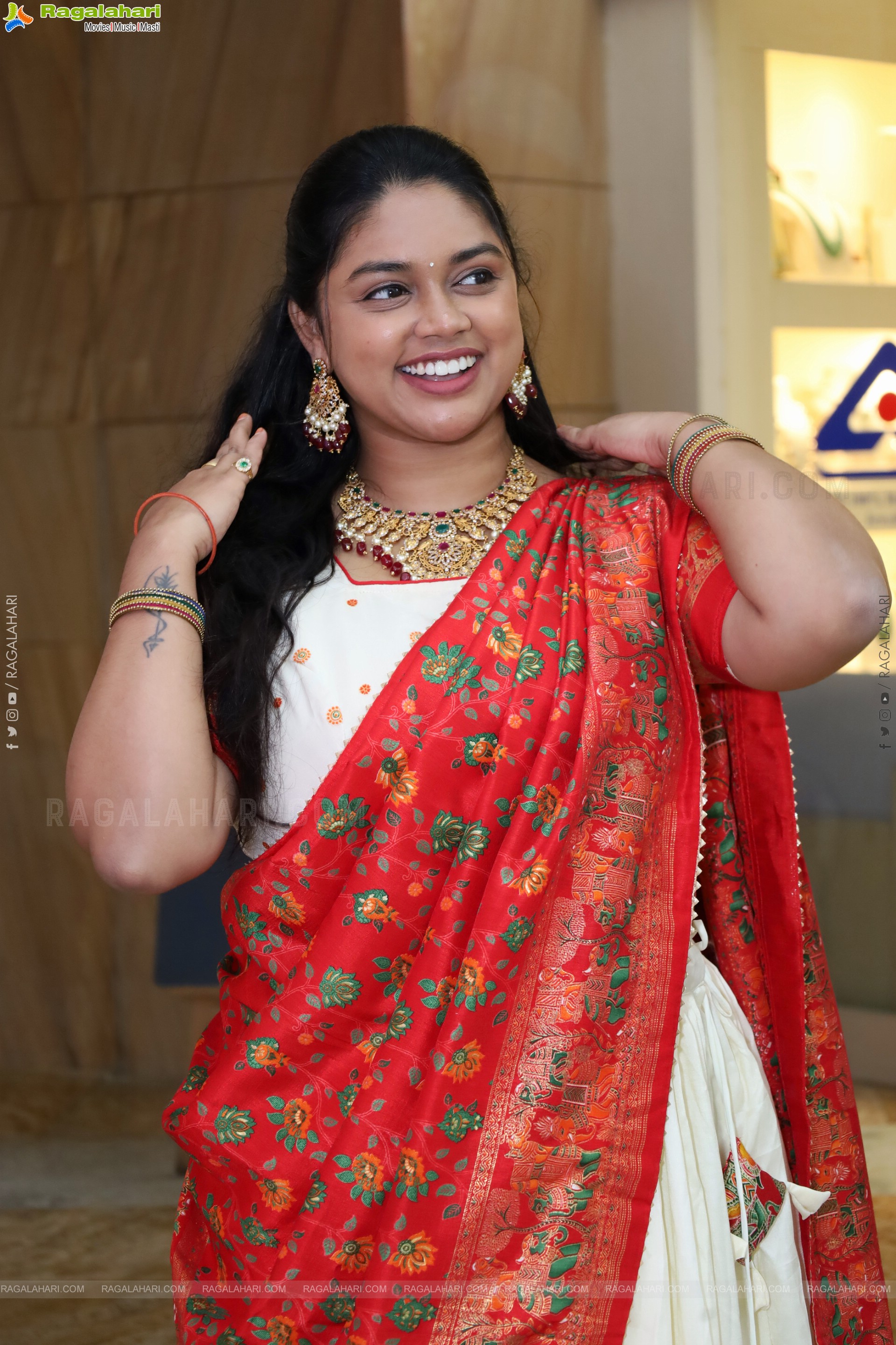 Aishwarya Rao at Hi Life Exhibition Launch, HD Gallery