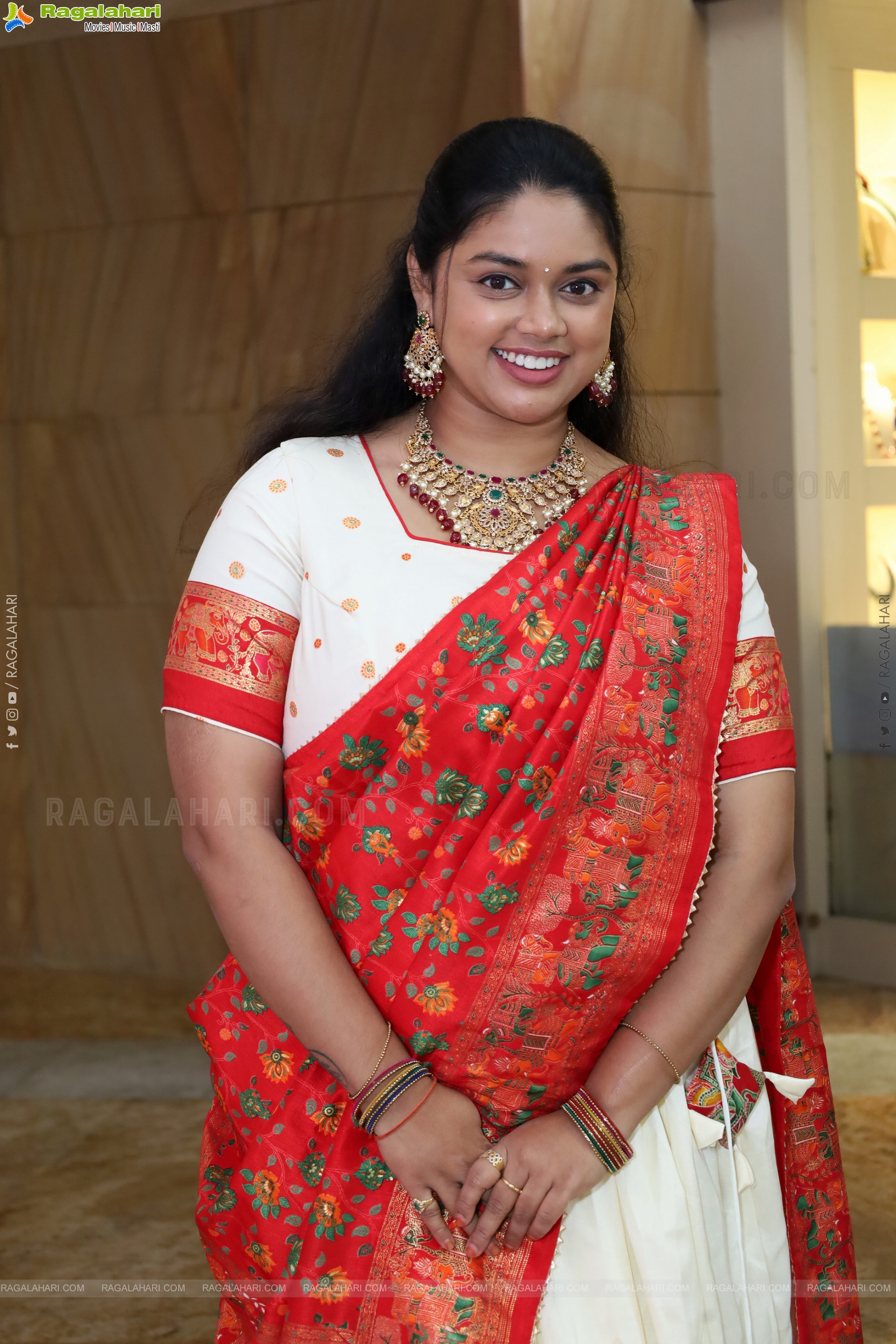 Aishwarya Rao at Hi Life Exhibition Launch, HD Gallery