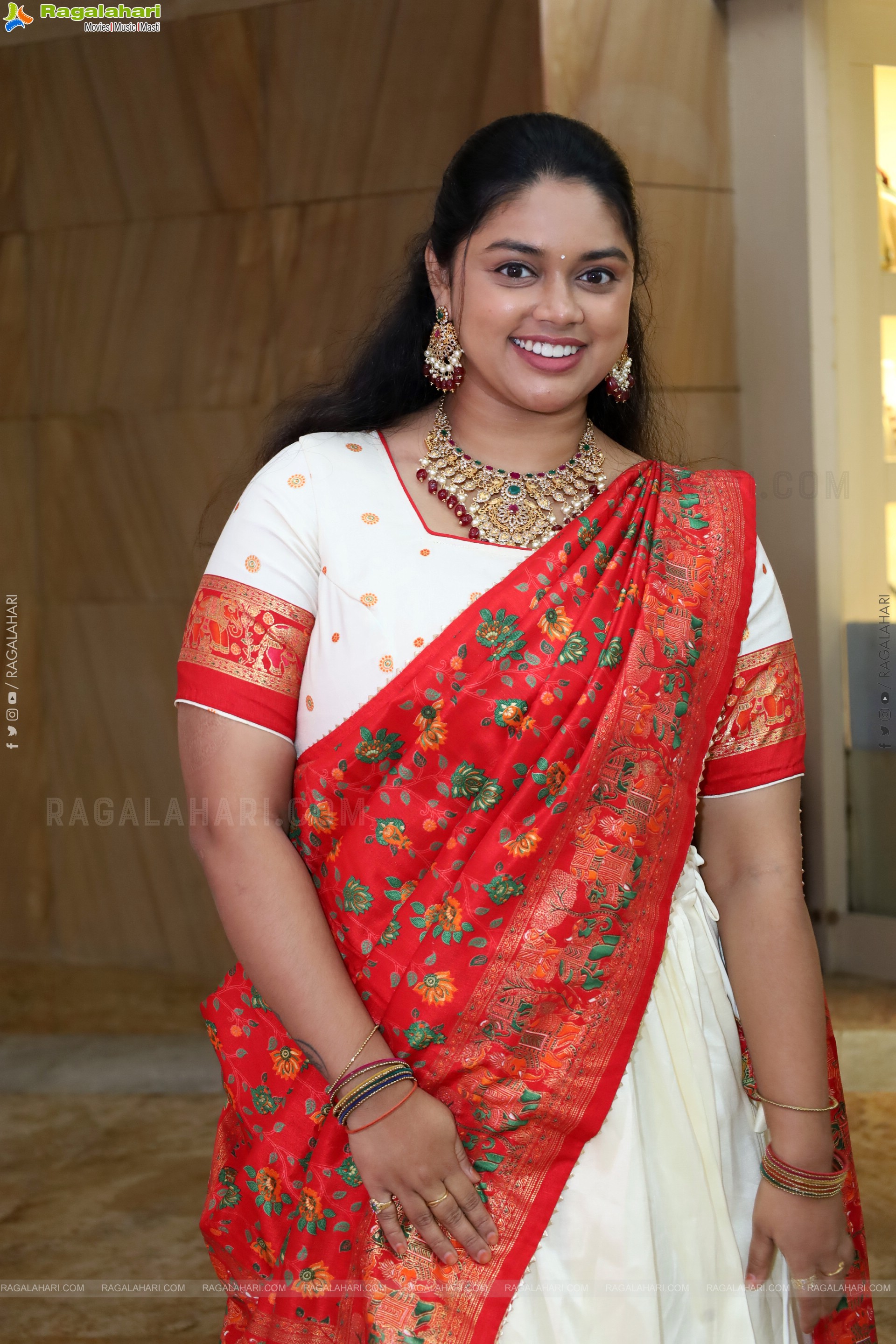 Aishwarya Rao at Hi Life Exhibition Launch, HD Gallery