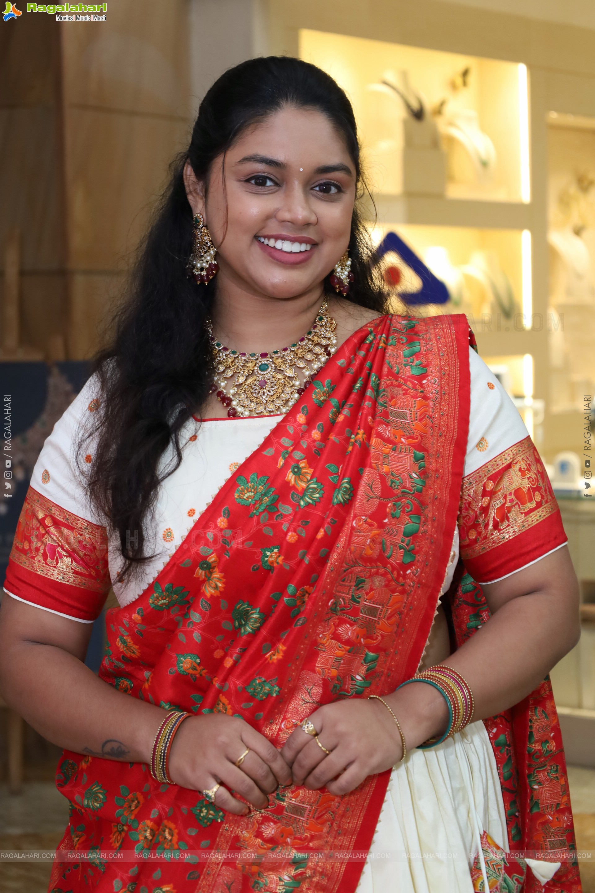 Aishwarya Rao at Hi Life Exhibition Launch, HD Gallery