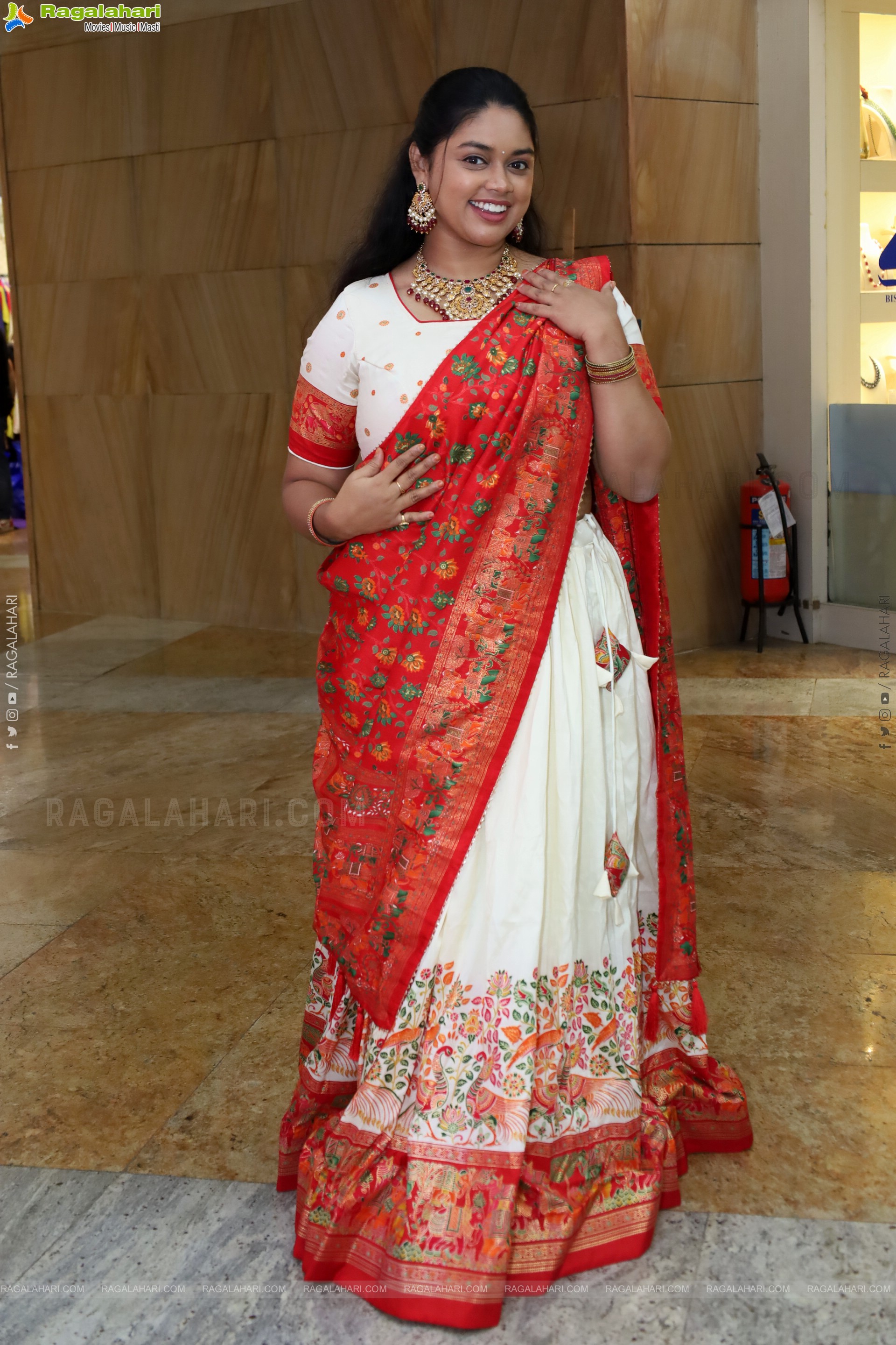 Aishwarya Rao at Hi Life Exhibition Launch, HD Gallery