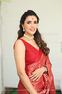 Akshara Gowda at Hailesso Movie Launch, HD Gallery