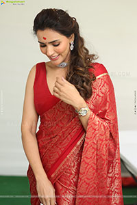 Akshara Gowda at Hailesso Movie Launch, HD Gallery