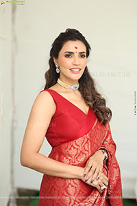 Akshara Gowda at Hailesso Movie Launch, HD Gallery