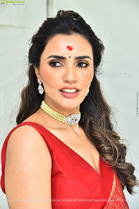 Akshara Gowda at Hailesso Movie Launch, HD Gallery