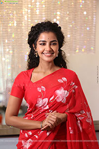 Anupama Parameswaran at Kishkindhapuri Trailer Launch