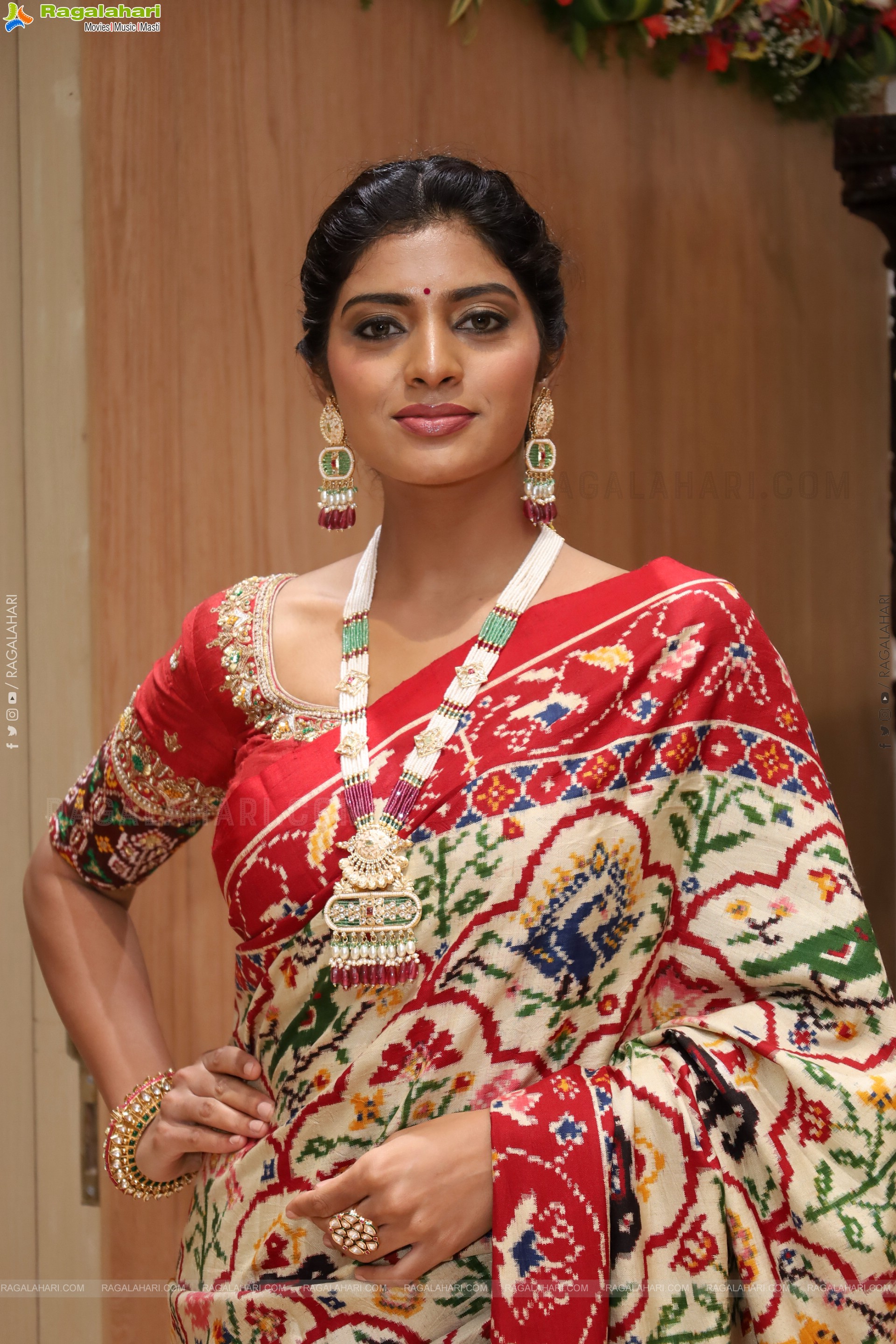 Ayesha Latest Photoshoot Stills, HD Gallery