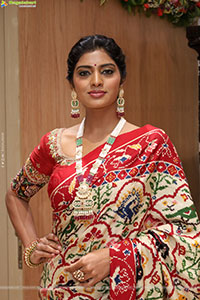 Ayesha Latest Photoshoot Stills, HD Gallery