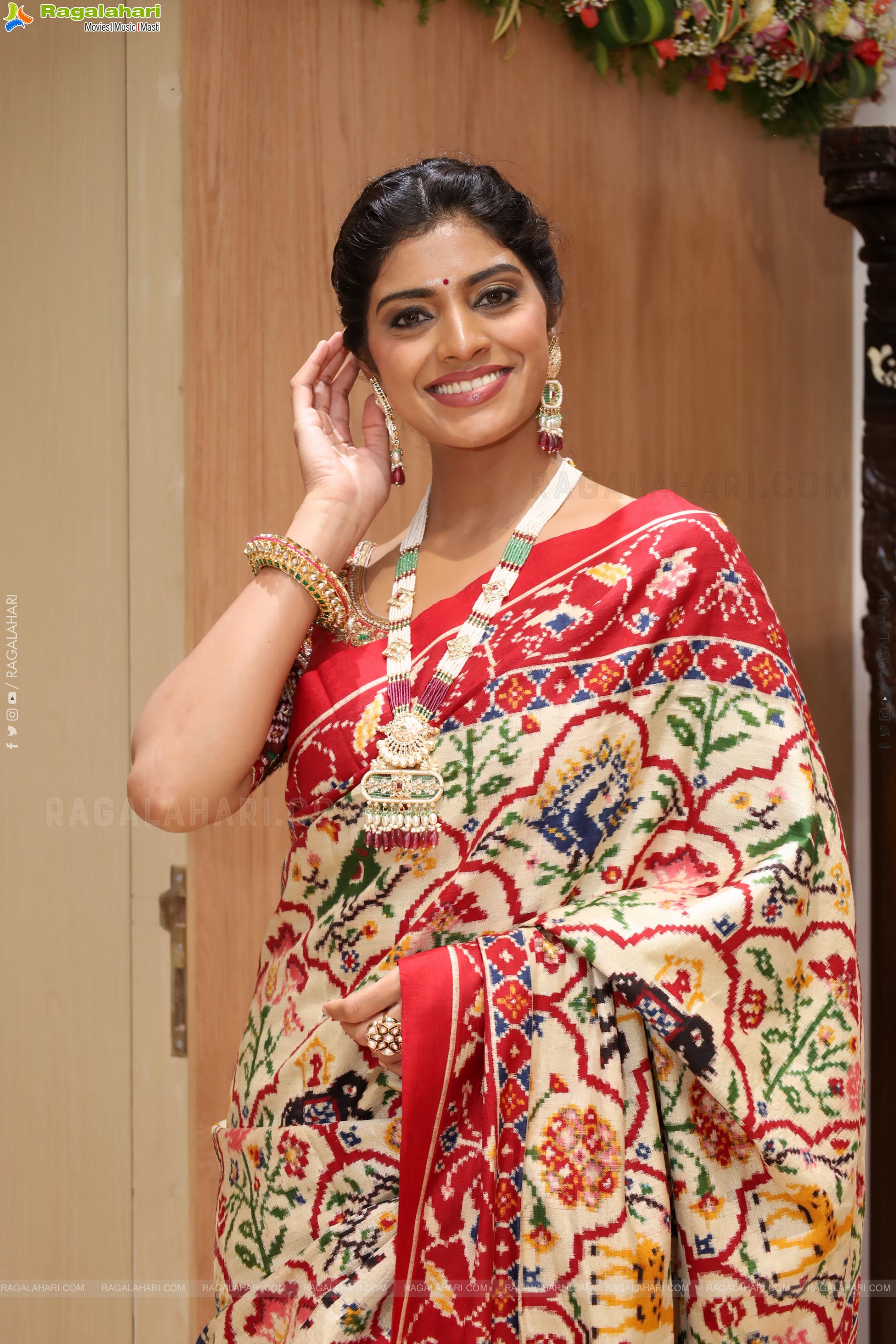 Ayesha Latest Photoshoot Stills, HD Gallery