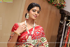 Ayesha Latest Photoshoot Stills, HD Gallery