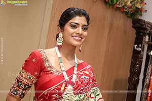 Ayesha Latest Photoshoot Stills, HD Gallery