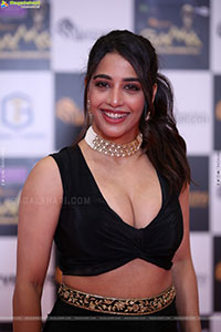 Daksha Nagarkar at Gama Awards 2025, HD Gallery