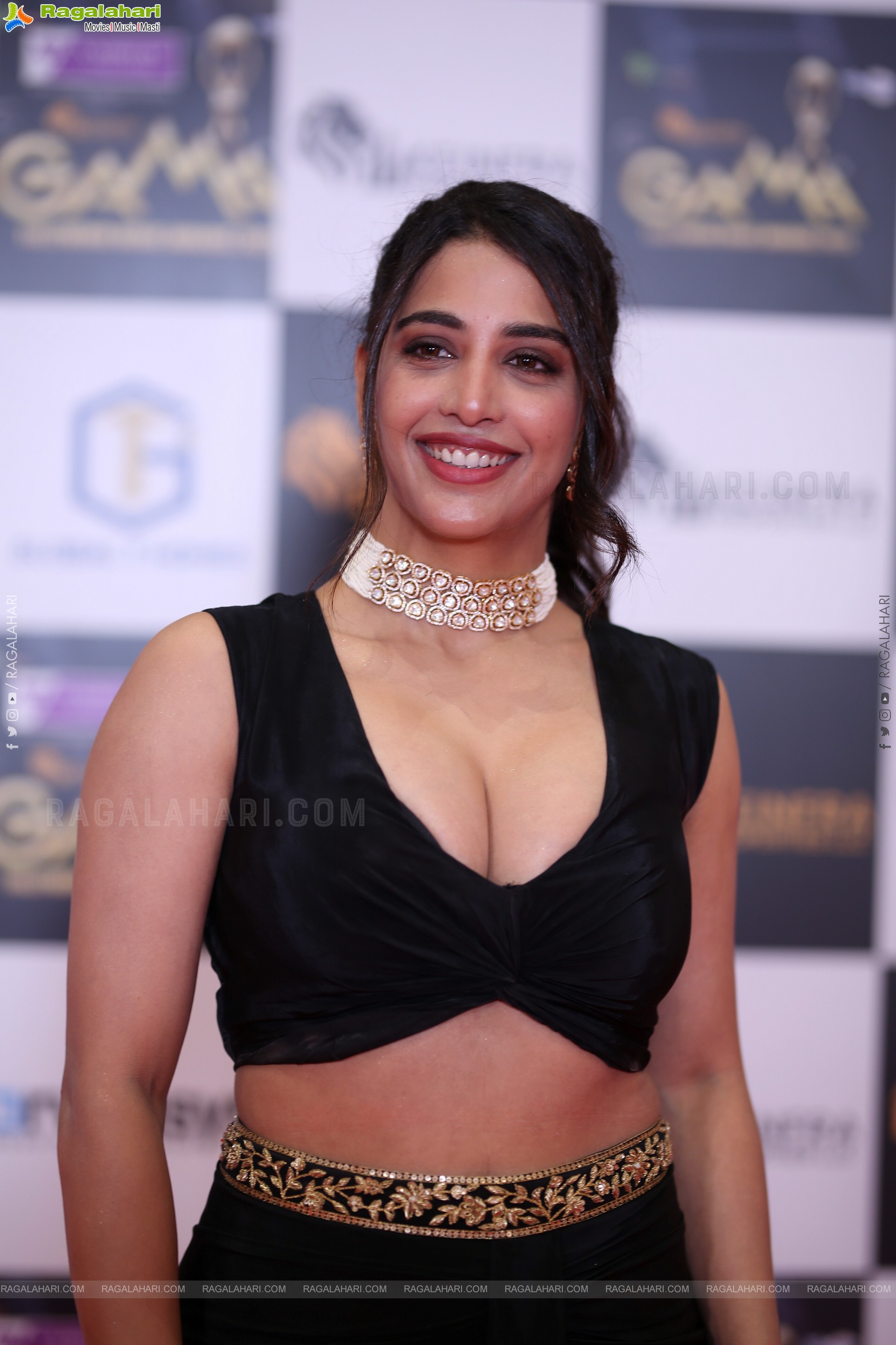 Daksha Nagarkar at Gama Awards 2025, HD Gallery