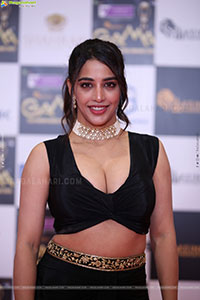 Daksha Nagarkar at Gama Awards 2025, HD Gallery