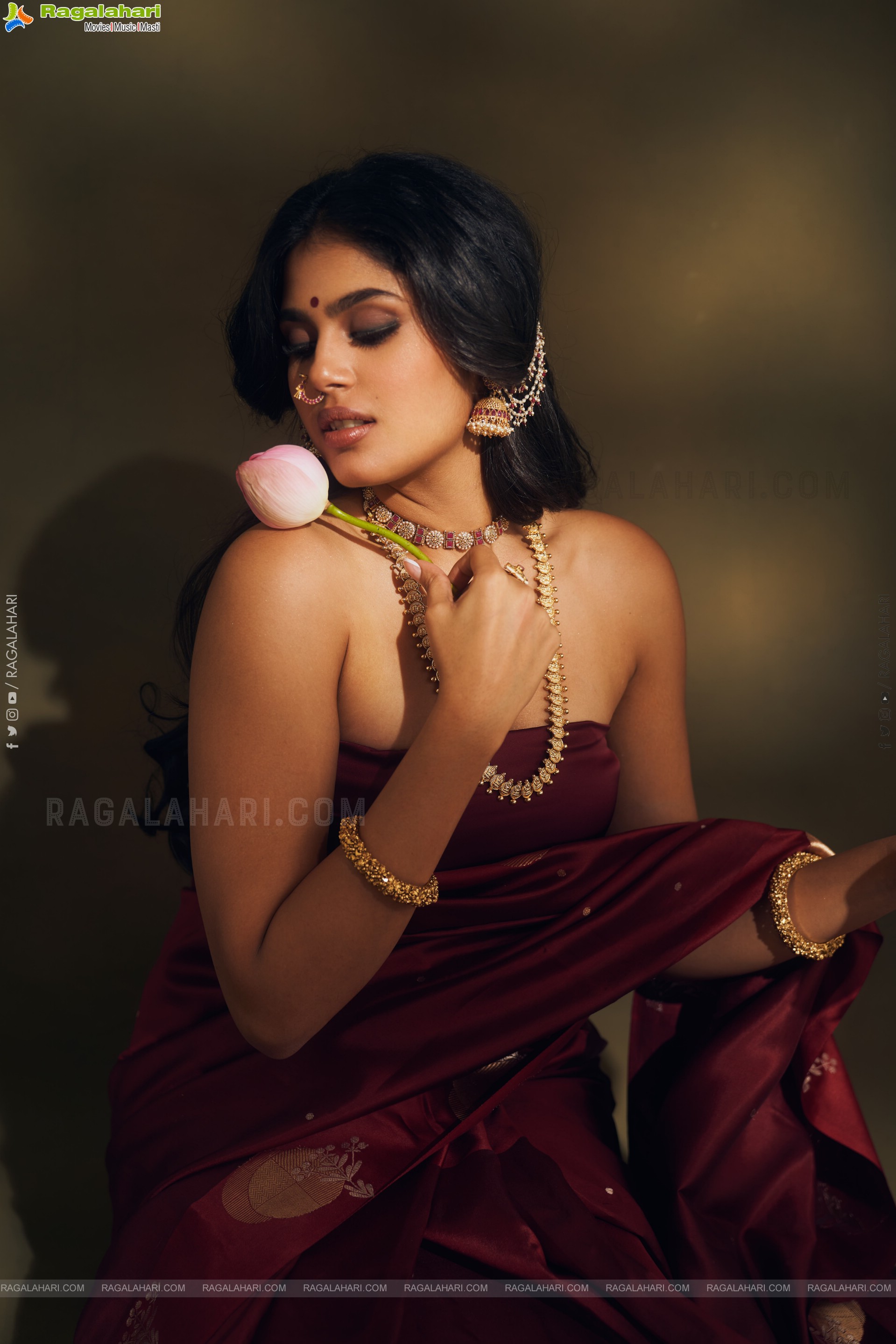Faria Abdullah Glamorous Photoshoot Stills, HD Gallery
