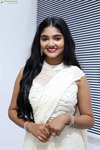Gayathri Kothapalli stills in White Designer Dress, HD Galle