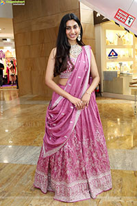 Gomathy Reddy at Hi Life Fashion Special Exhibition