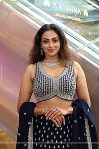Kamakshi Bhaskarla at Hi Life Exclusive Special Exhibition