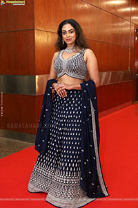 Kamakshi Bhaskarla at Hi Life Exclusive Special Exhibition