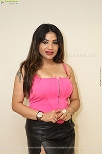 Madhulagna Das Glam Photoshoot Stills, HD Gallery 