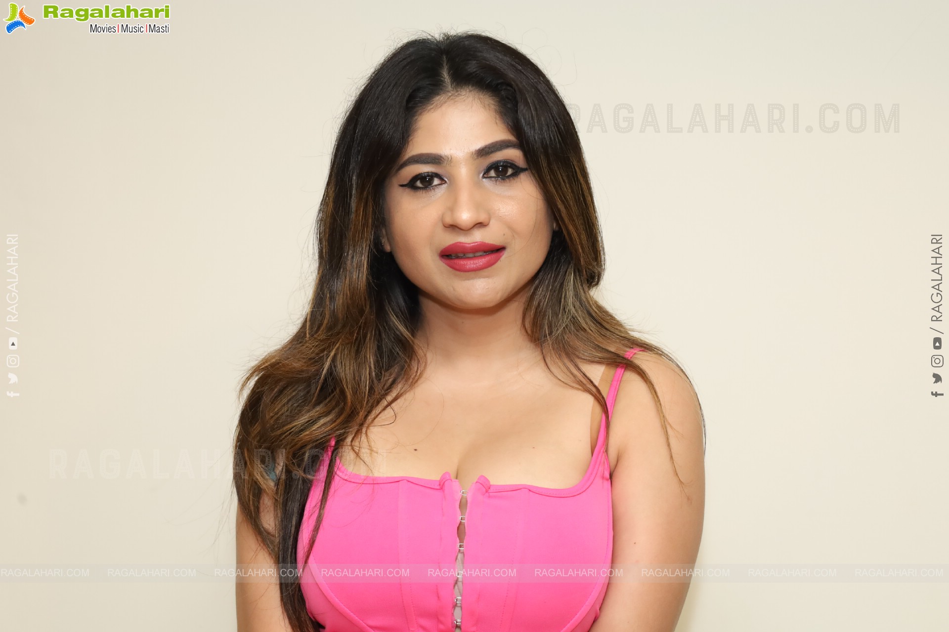 Madhulagna Das Glam Photoshoot Stills, HD Gallery