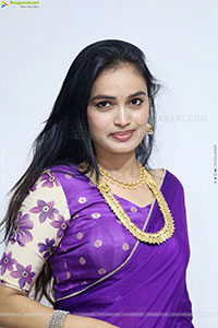 Manu Malleshwari at Hi Life Curtain Raiser Event, HD Gallery