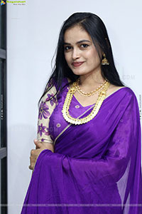 Manu Malleshwari at Hi Life Curtain Raiser Event, HD Gallery