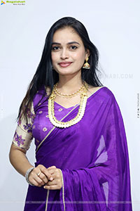 Manu Malleshwari at Hi Life Curtain Raiser Event, HD Gallery