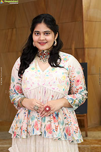 Milky Madhu Latest Stills, HD Photo Gallery