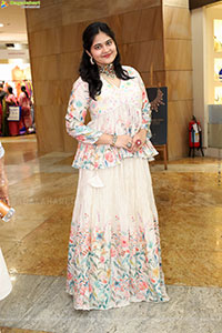 Milky Madhu Latest Stills, HD Photo Gallery
