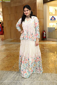 Milky Madhu Latest Stills, HD Photo Gallery