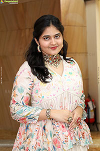 Milky Madhu Latest Stills, HD Photo Gallery
