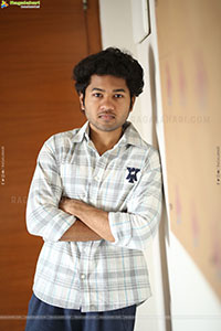 Mouli Tanuj at Little Hearts Interview, HD Gallery