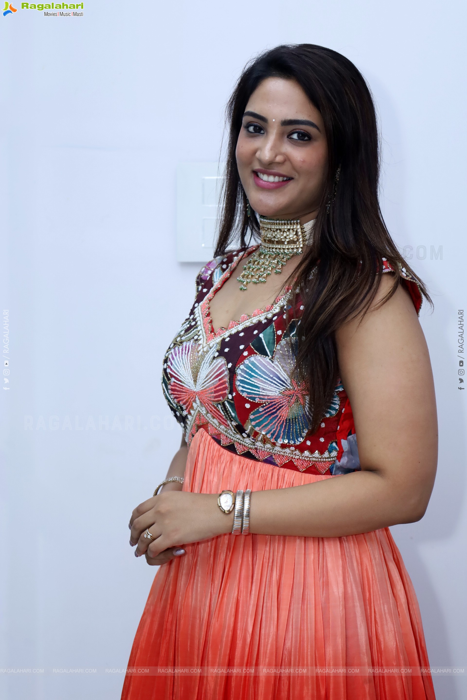 Nirupama stills in Designer Dress, HD Gallery