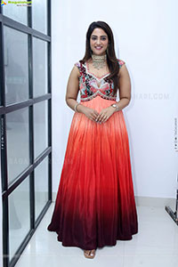 Nirupama stills in Designer Dress, HD Gallery
