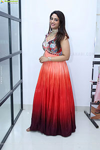 Nirupama stills in Designer Dress, HD Gallery