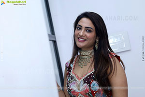 Nirupama stills in Designer Dress, HD Gallery