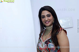 Nirupama stills in Designer Dress, HD Gallery