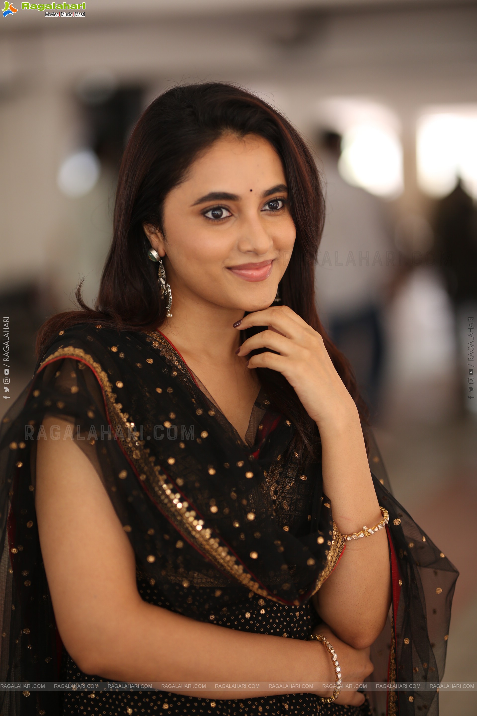 Priyanka Arul Mohan at OG Interview, HD Gallery