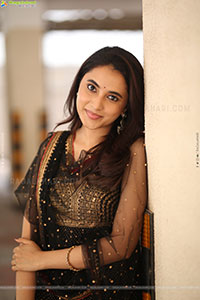 Priyanka Arul Mohan at OG Interview, HD Gallery
