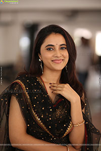 Priyanka Arul Mohan at OG Interview, HD Gallery