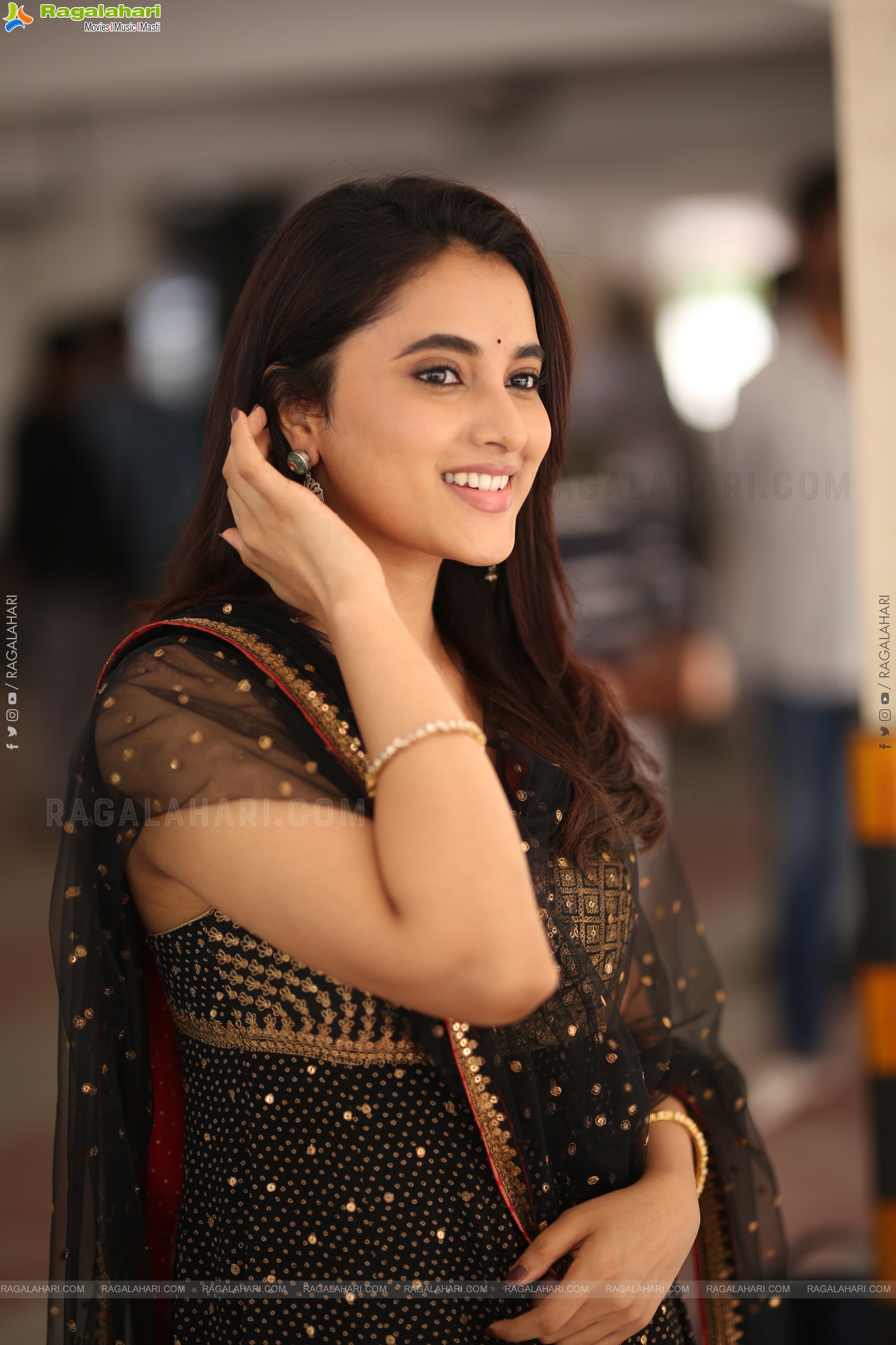 Priyanka Arul Mohan at OG Interview, HD Gallery